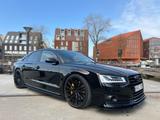 Audi S8 4.0 TFSI tiptronic quattro - - Audi S8 mit Benzin-Antrieb: Limousine, Automatik