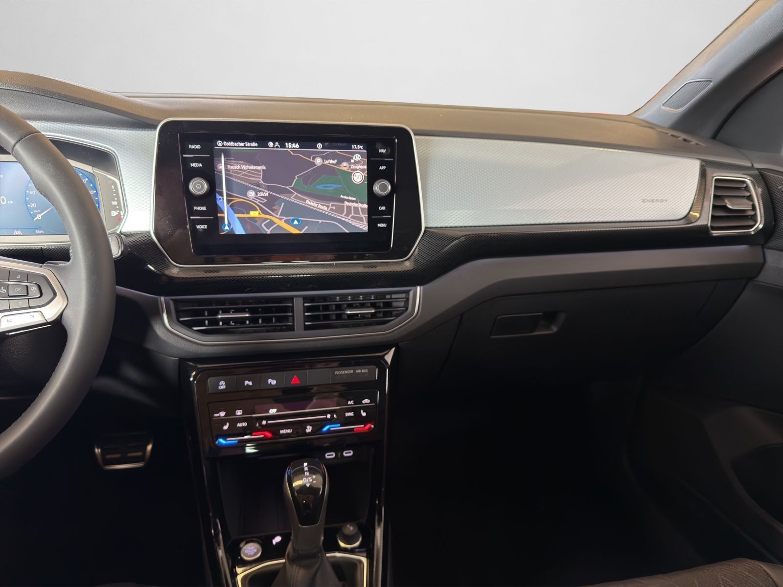 Volkswagen T-Cross - Bild 12