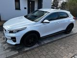 Kia XCeed 1.5 T-GDI DCT Vision  2 1/2 J. Garantie  - Kia XCeed von privat