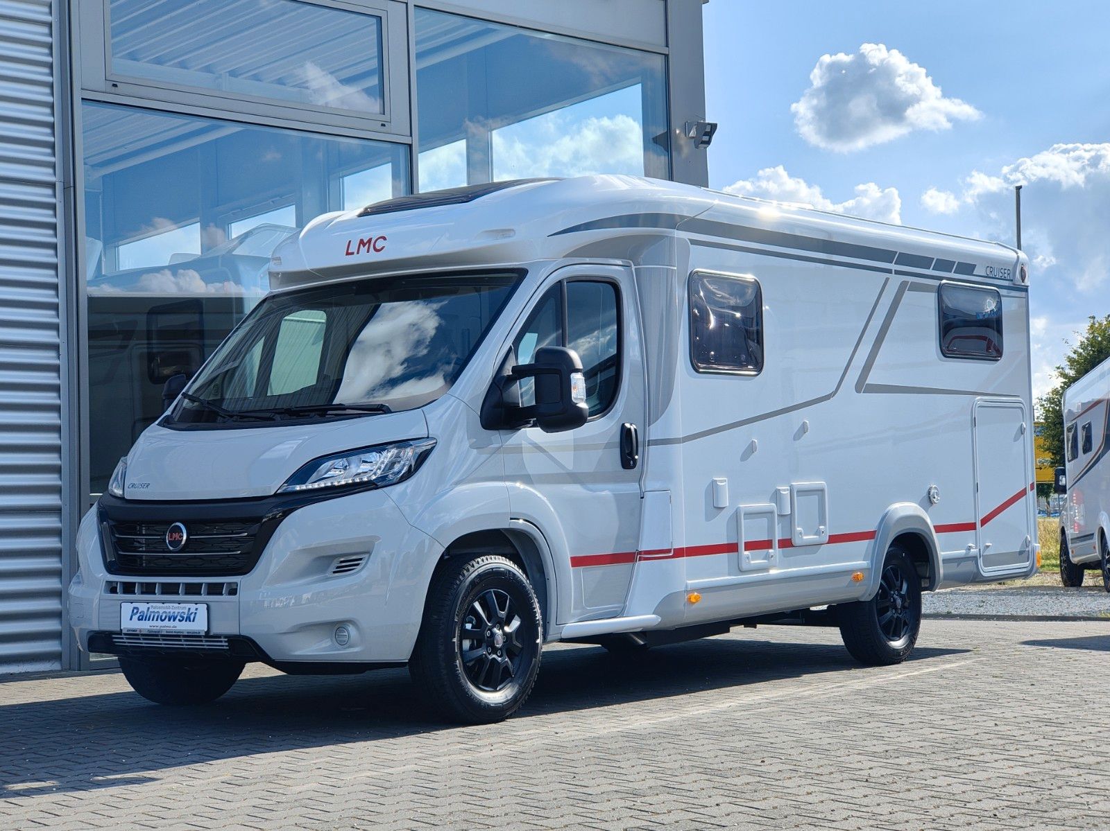 Fahrzeugabbildung LMC Cruiser V 646 G Autom. - JETZT 16.439 € SPAREN -