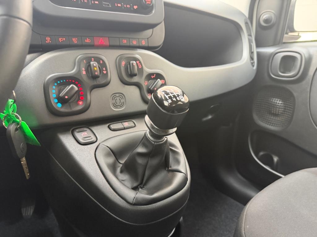 Fiat Panda BLUETOOTH DAB KLIMA MULTIFLENKRAD MP3 STAR