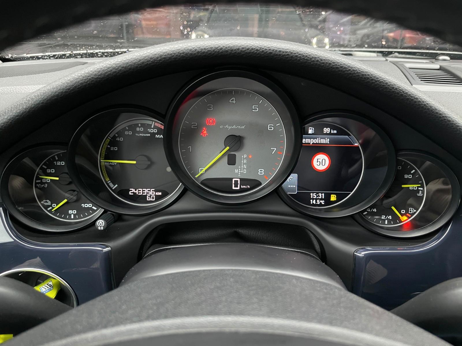 Porsche Panamera E-Hybrid S BOSE/NAVI/CAM