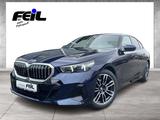 BMW 520i M Sport Head-Up HK HiFi DAB - BMW 520 mit Benzin-Antrieb: Blau, Head-Up Display