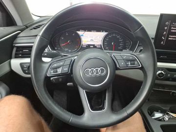 Audi A4 - 8