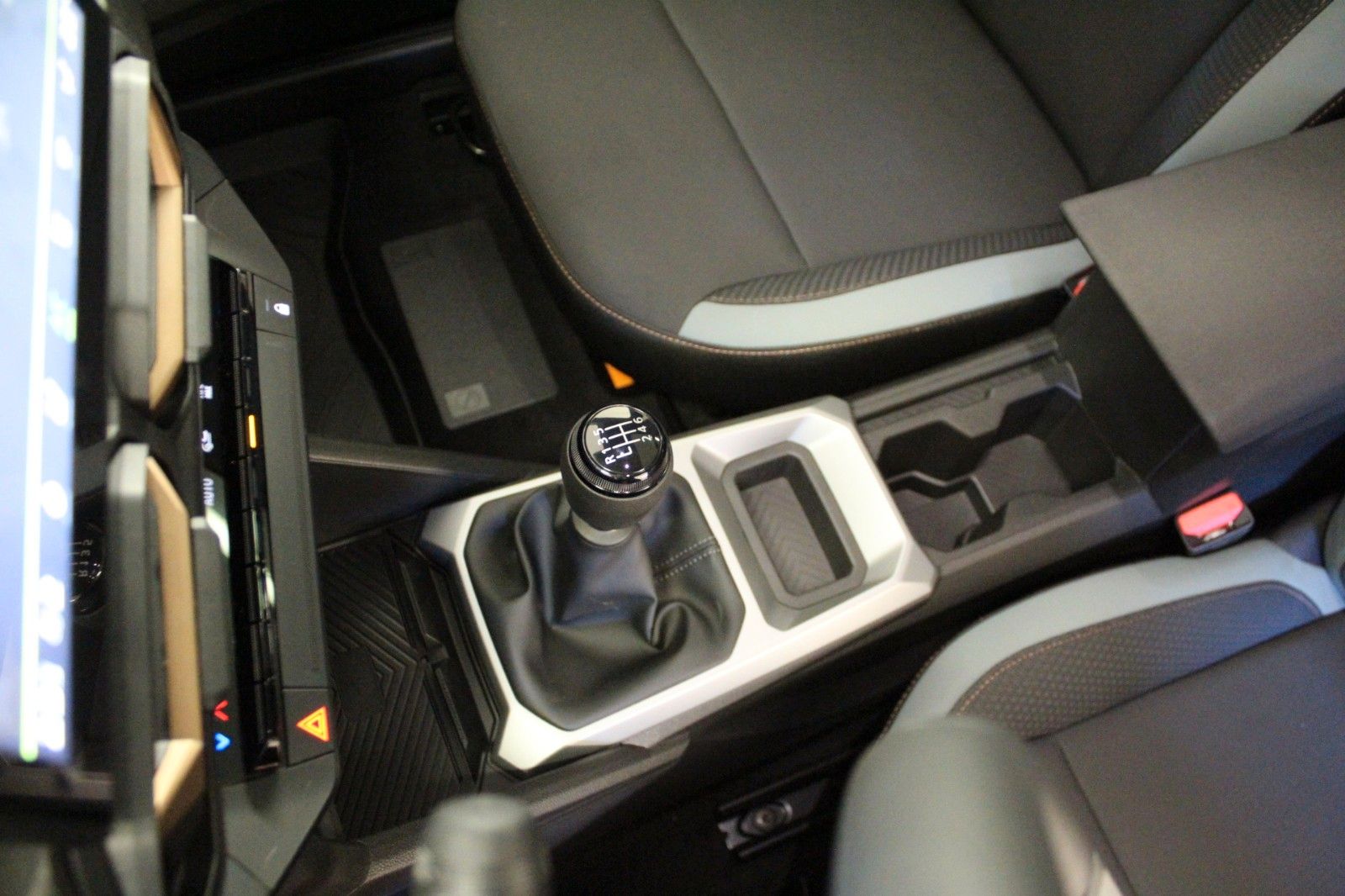 Fahrzeugabbildung Dacia Bigster mild hybrid-G 140 Extreme +Benzin/LPG