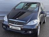 Mercedes-Benz A 150 - schwarze Mercedes-Benz A 150