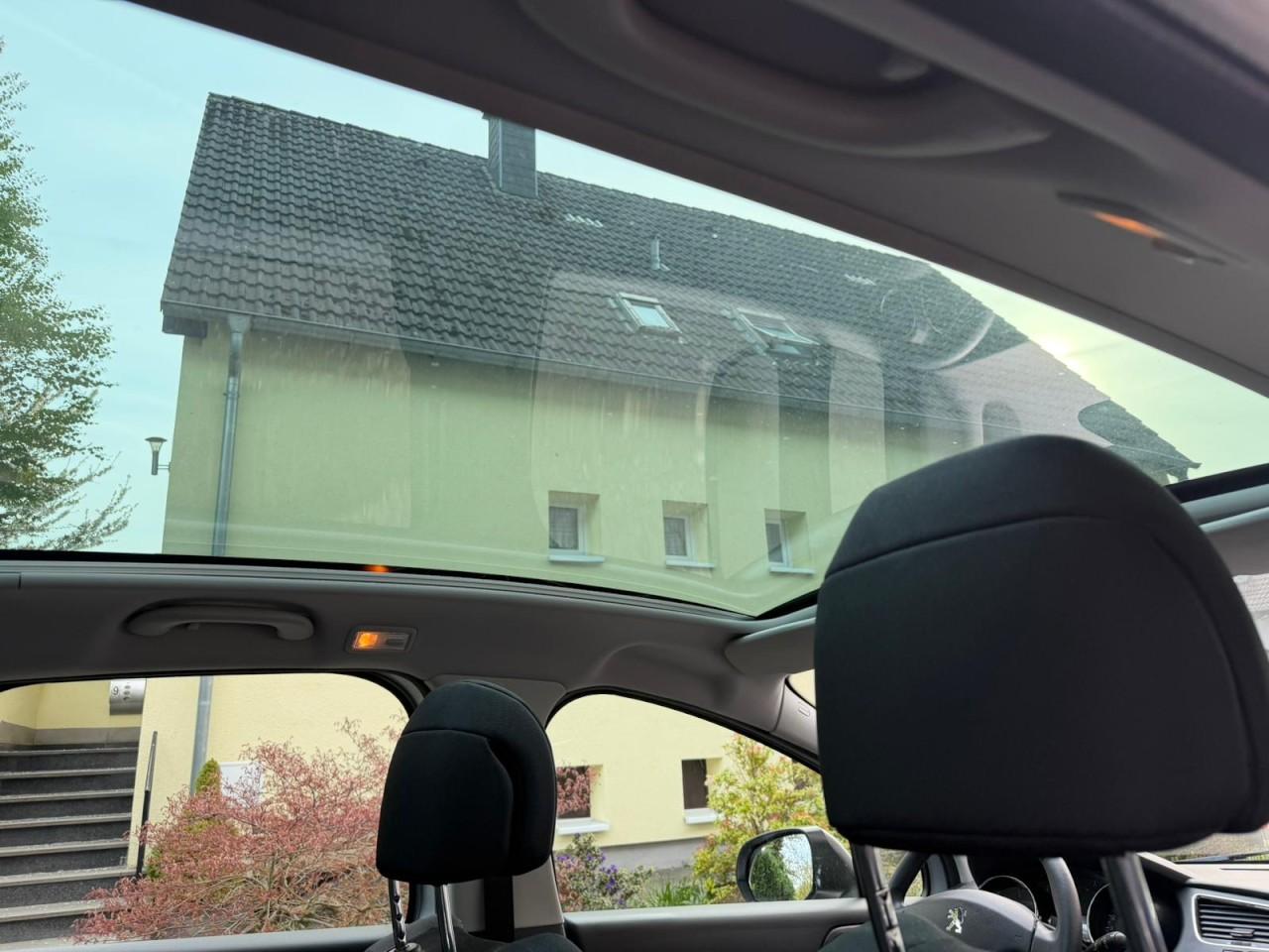 Peugeot 3008 Premium Klima Einparkhilfe Panoramadach