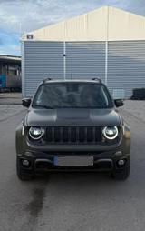 Jeep Renegade 1.3l T-GDI I4 177kW Trailhawk 4xe A... - Jeep Renegade Trailhawk mit Hybrid-Antrieb (Benzin/Elektro)