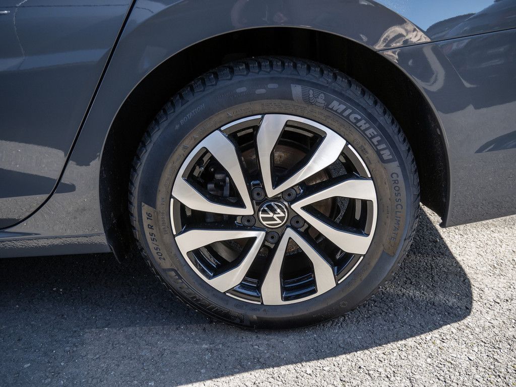 Volkswagen Golf - Bild 6