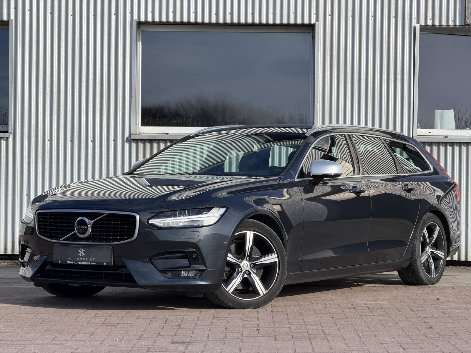Volvo V90 R Design AWD PanoramaHead-Up B&W Leder