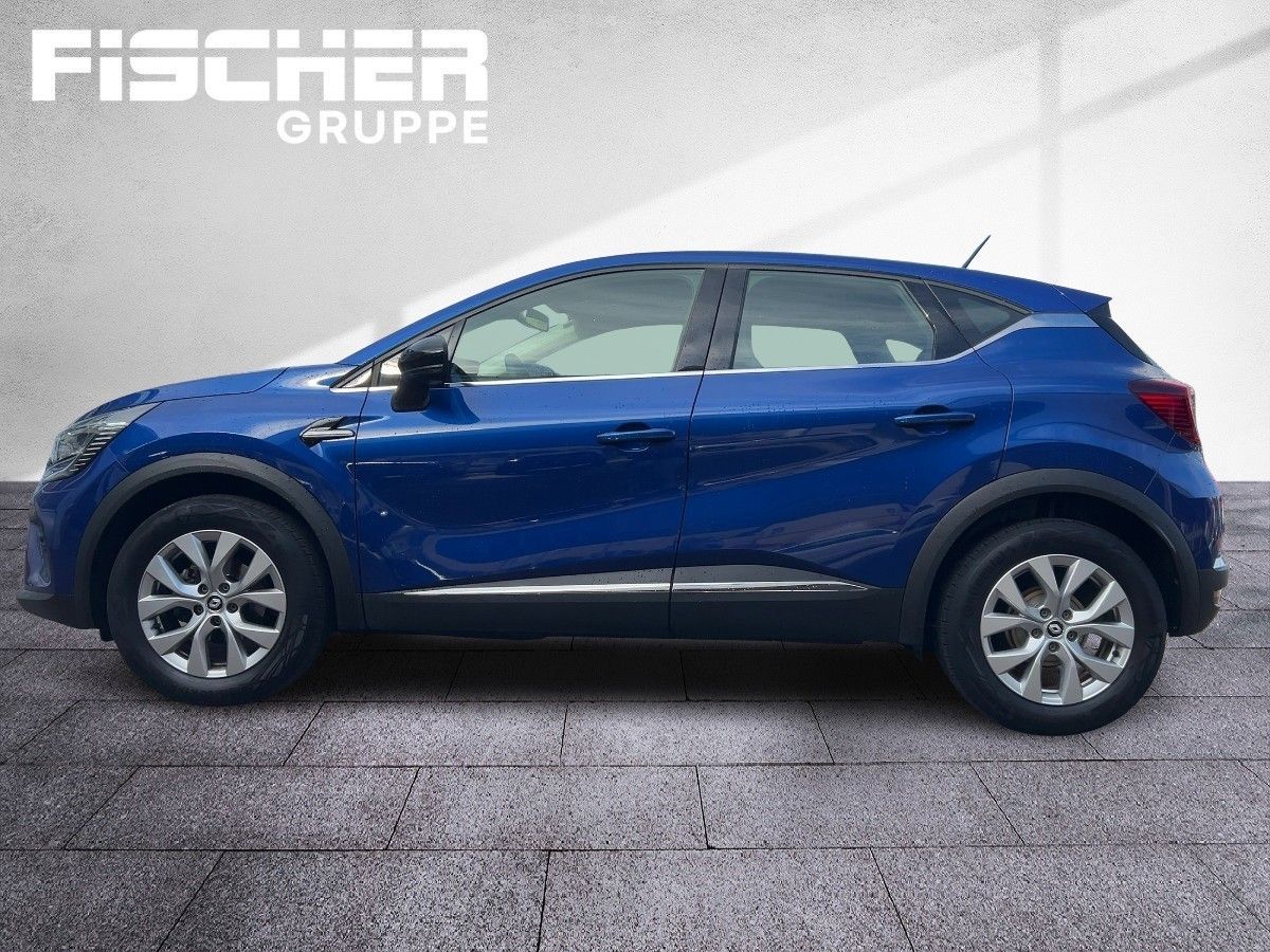 Fahrzeugabbildung Renault Captur INTENS TCe 140 EDC - mit KI generiert/bearbeitet