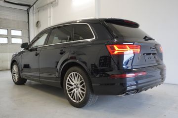 Audi Q7 - 3