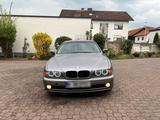 BMW E39; 2,2 ; 520i - BMW 520 aus 2001