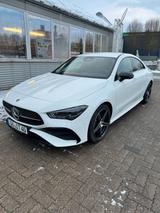 Mercedes-Benz CLA 180 DCT -