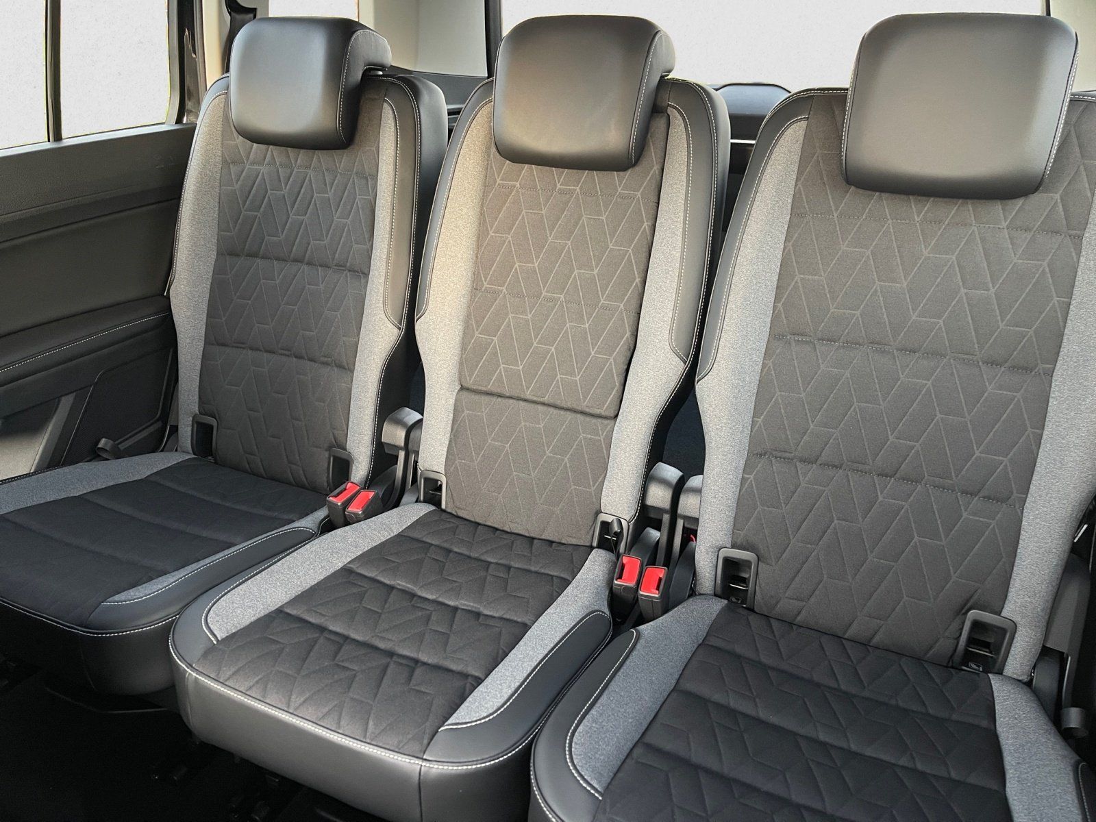 Volkswagen Touran - Bild 9