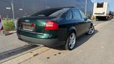 Audi A6 2.4 Automatik/Leder/S-Dach/TÜV/8-Fach/SHZ/ - Audi A6: Limousine, 4f