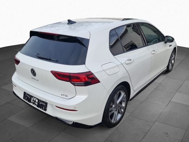 Fahrzeugabbildung Volkswagen Golf VIII 1.5 eTSI R-LINE BLACK-STYLE LED-PLUS K