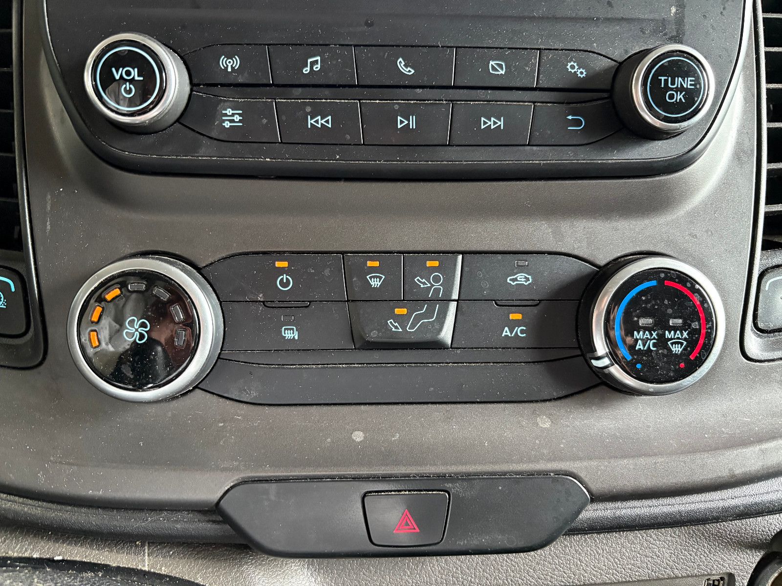 Fahrzeugabbildung Ford Transit Kasten 290 L2 Trend/1-SITZ/KAMERA/TEMPOM