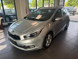 Kia Ceed Sportswagon Spirit Behindertenger. Handgas - Kia cee'd Sportswagon aus 2013