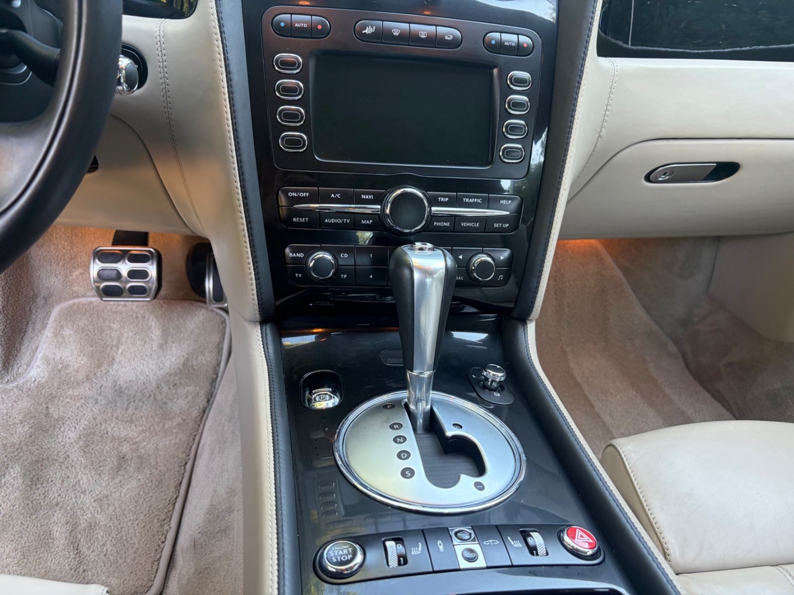 BENTLEY Continental GTC 19