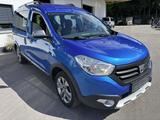Dacia Dokker Stepway 1,2 Benzin 85KW Klima Navi EPS - Dacia Gebrauchtwagen in München