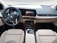 BMW 218 Active Tourer - Vorschau Bild 11