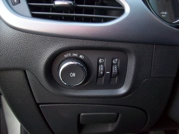 Bild 12 Opel Astra K ST 1.2 Edition+ PDC SHZ LHZ Navigation