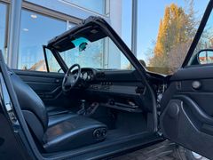 PORSCHE 993 Carrera Cabriolet PORSCHE 993 Carrera Cabriolet