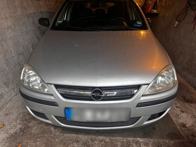 Opel  Corsa 1.3 TDCI 2004 mit tuv und Klima