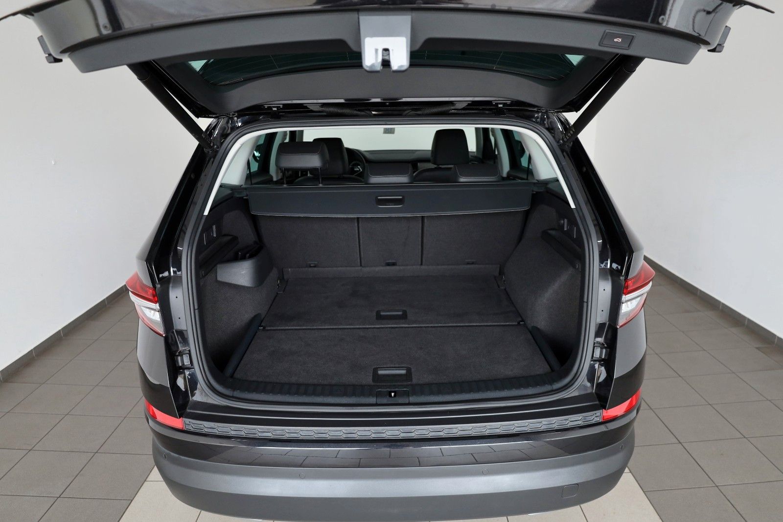 Fahrzeugabbildung SKODA Kodiaq Style DSG 4x4,Leder,Navi,LED,SH,Panorama