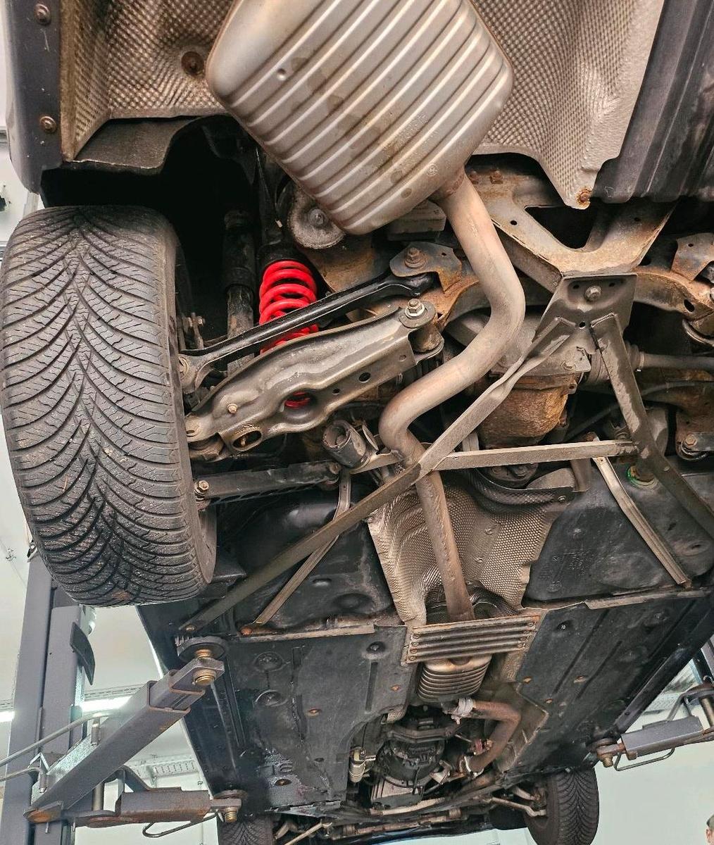 BMW 320 2005 — photo 7