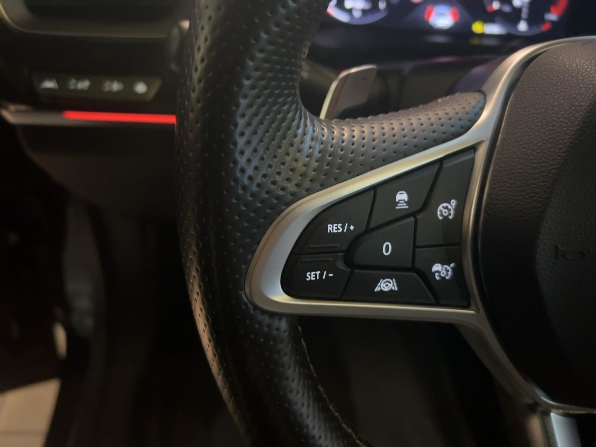 Fahrzeugabbildung Renault Arkana R.S. LINE TCe 160 EDC ACC Kamera