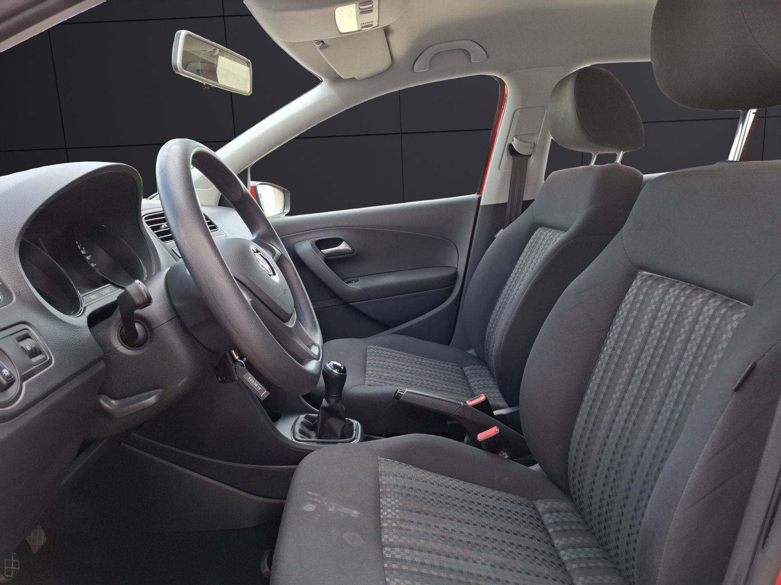 Fahrzeugabbildung Volkswagen Polo Klima PDC SH
