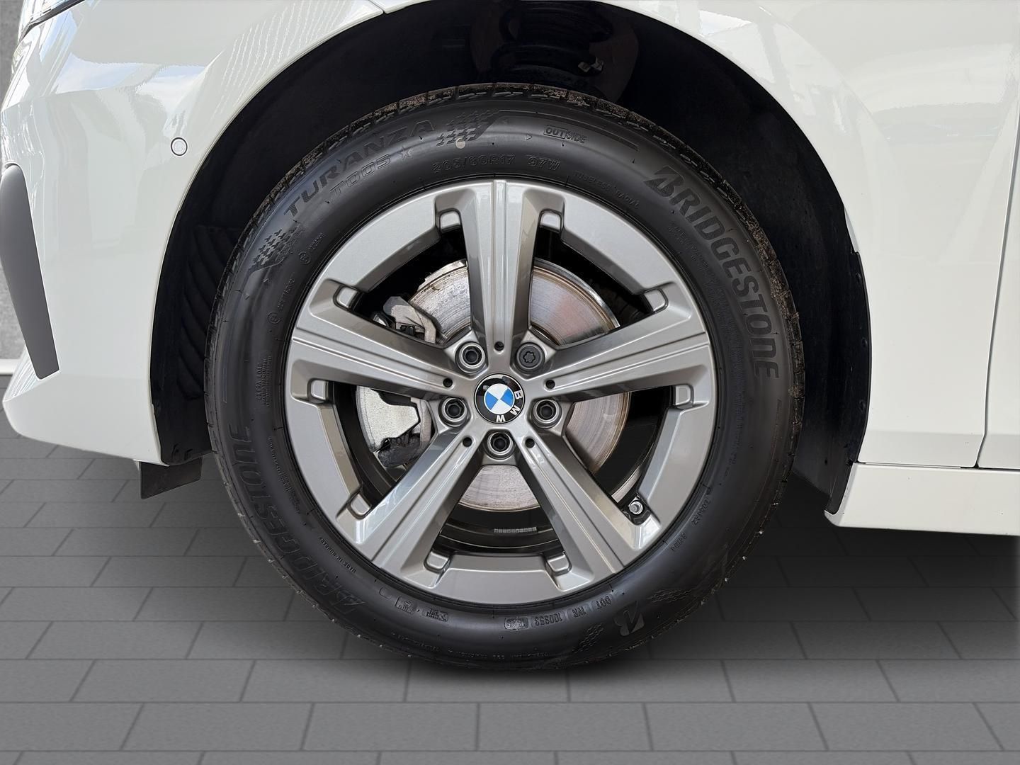 BMW 220 Active Tourer - Bild 6