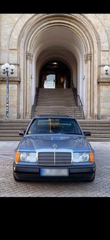 Mercedes-Benz Mercedes w124 230E - Mercedes-Benz 230: W124 230e