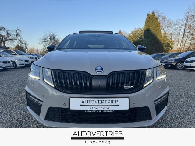 Skoda Octavia RS 2.0 TDI AUTOM. LED NAVI PANO AHK ACC