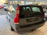 Volvo V70 Kombi Bi-Fuel Momentum*Rentnerfahrzeug* - Volvo: Fuel Bi
