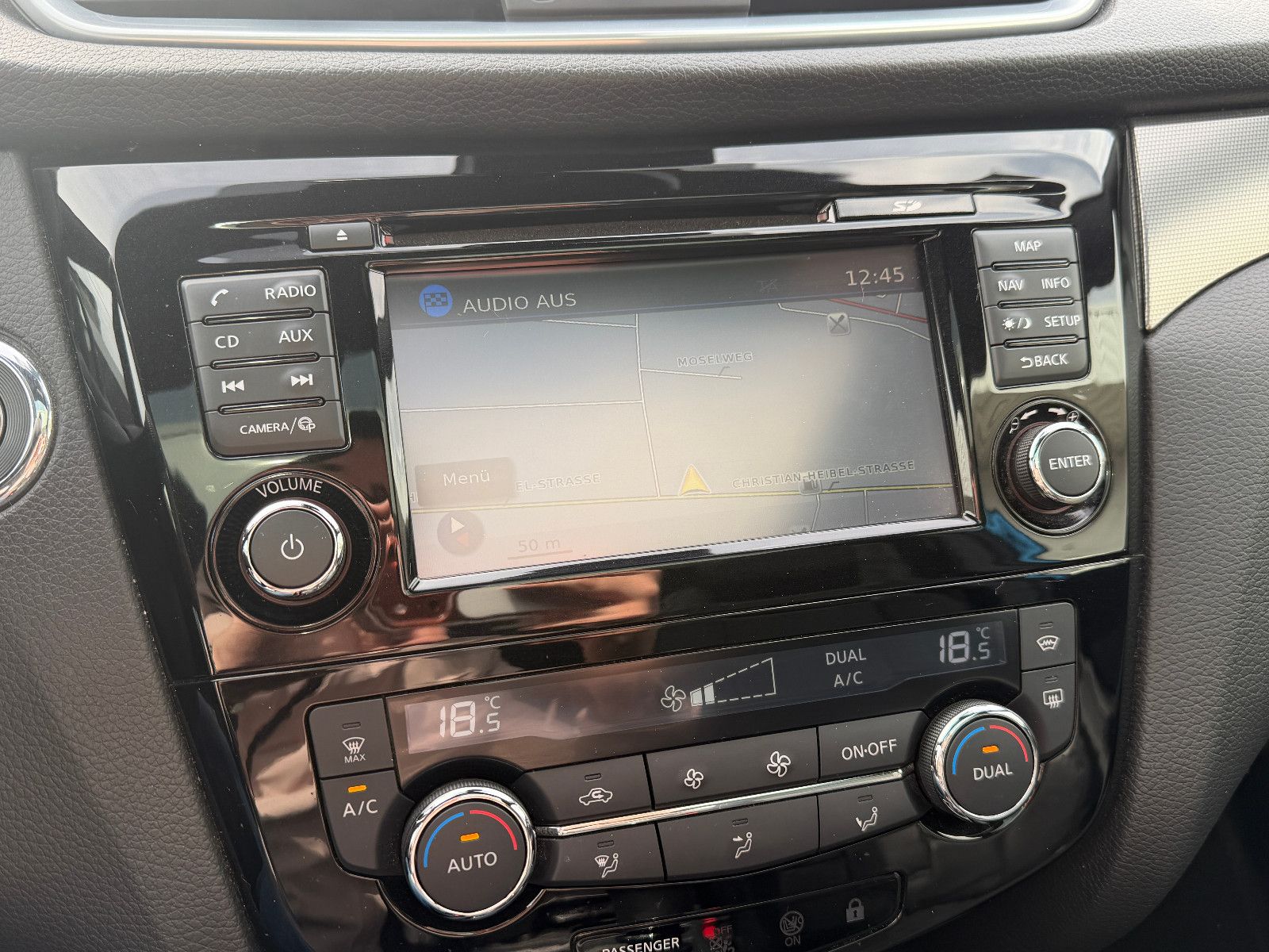 Fahrzeugabbildung Nissan Qashqai Tekna /GLASDACH/360°/MEMORY/NAVI