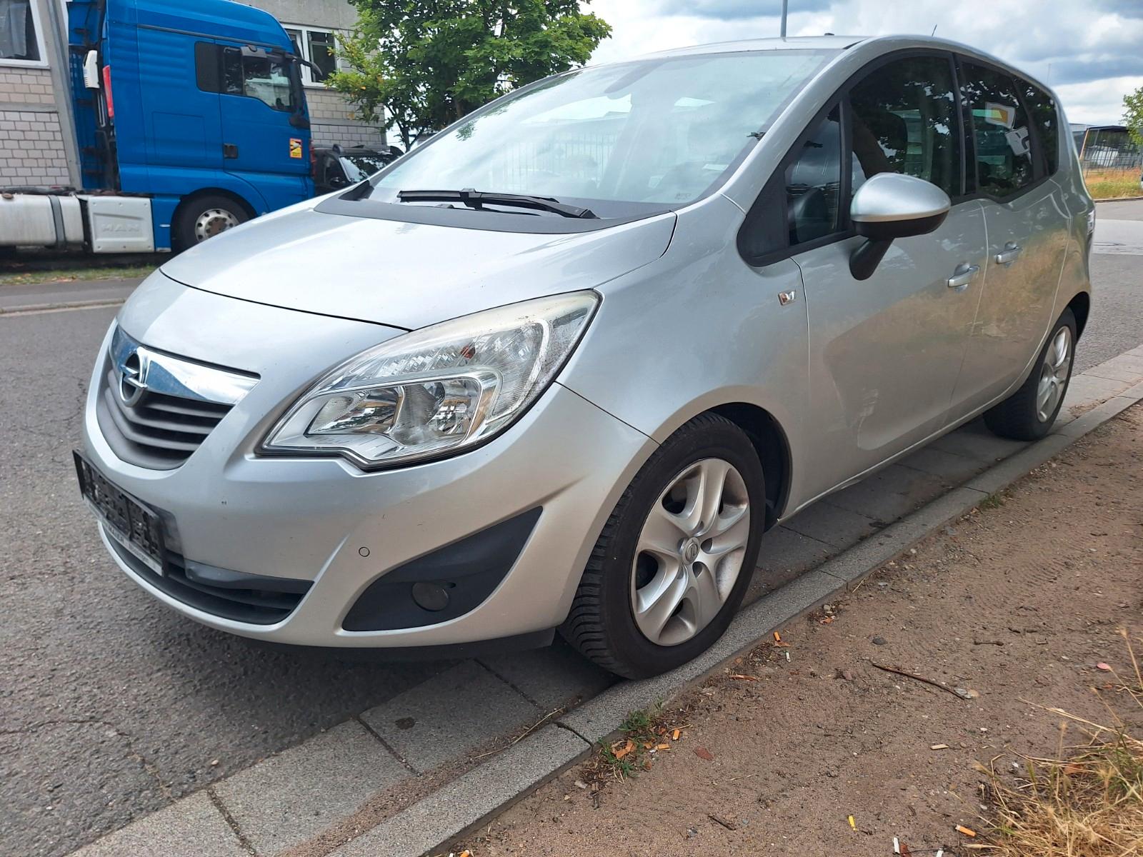 Opel Meriva B Design Edition