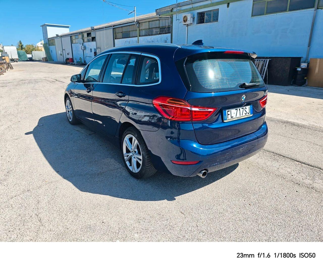 BMW 218