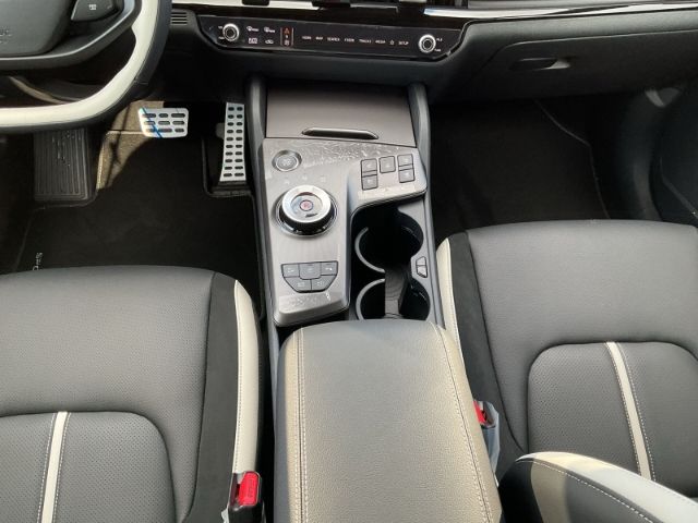 Fahrzeugabbildung Kia Sportage GT-LINE 4WD 1.6 T-GDI MILD-HYBRID *PANO