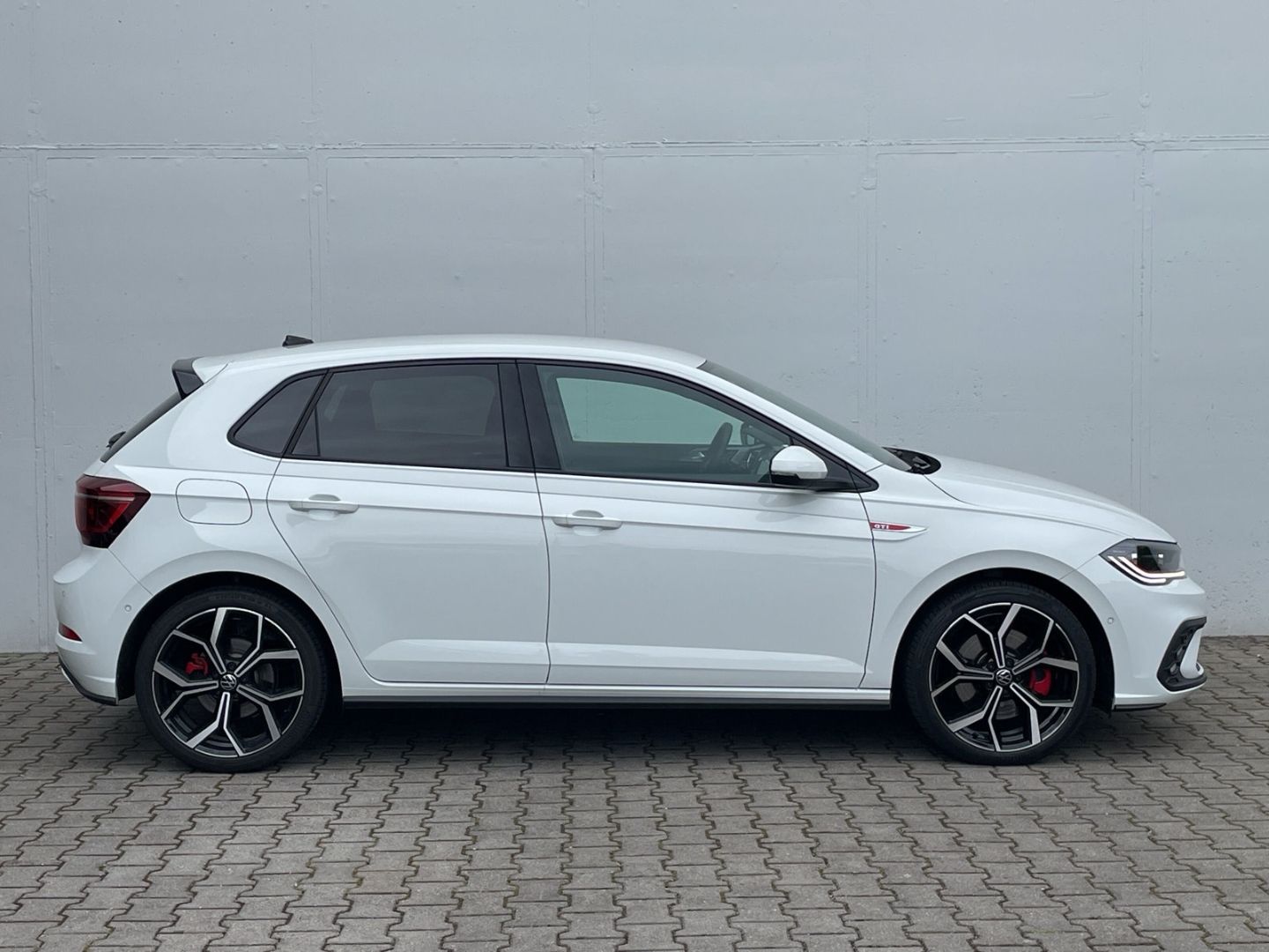 Polo GTI 2.0TSI DSG Kamera/ACC/Keyless/Beats/App