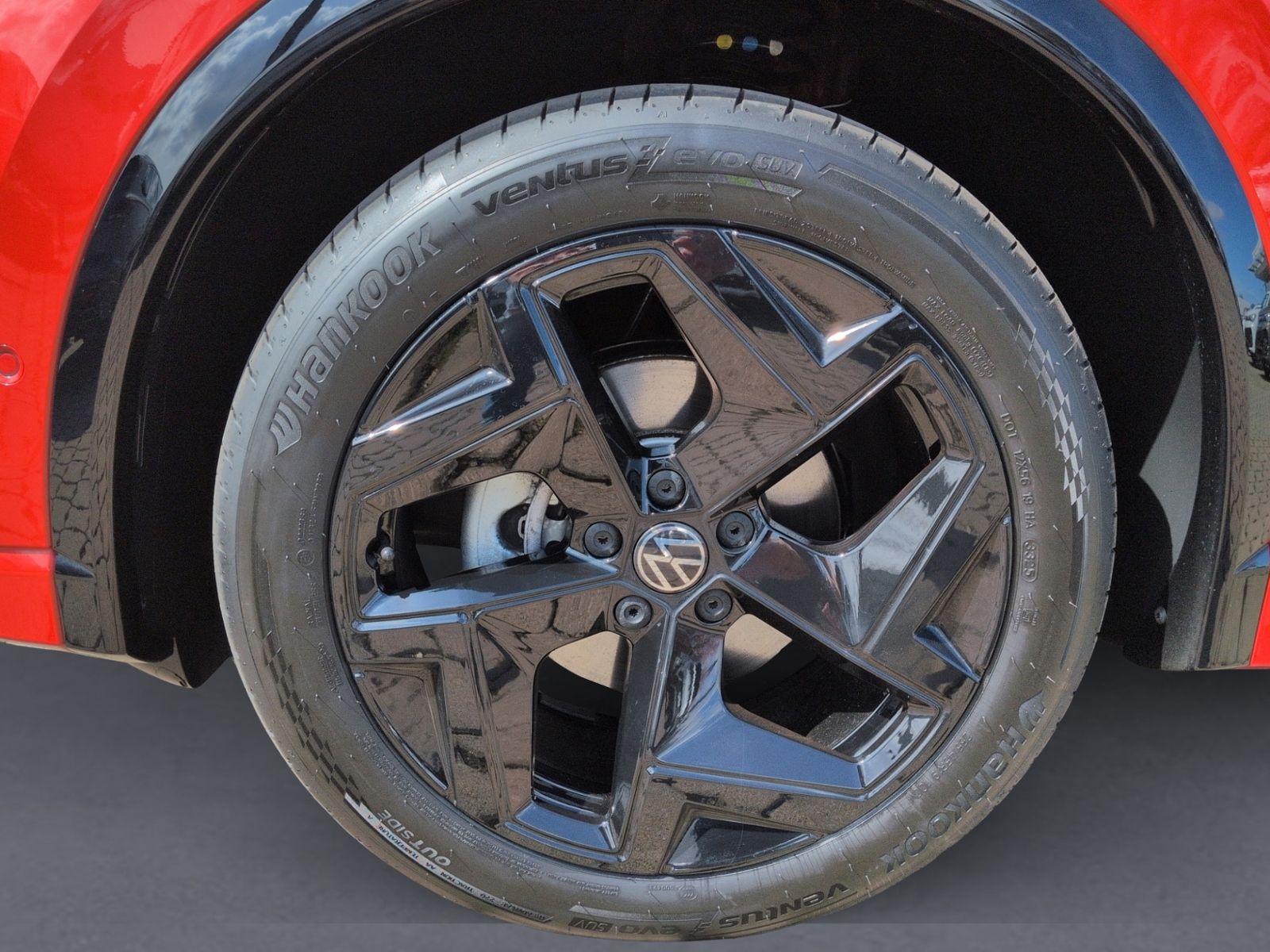 Tiguan R-Line 1.5 eTSI DSG AHK+RFK+BLACK+