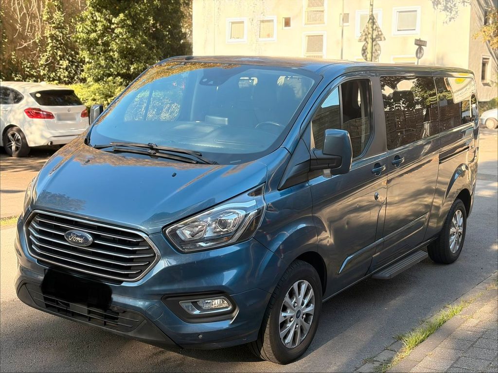Image of Ford Tourneo Custom