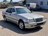 Mercedes-Benz C 180 122 PS Schiebedach nur 107 tkm TÜV+ÖL NEU - Mercedes-Benz C107