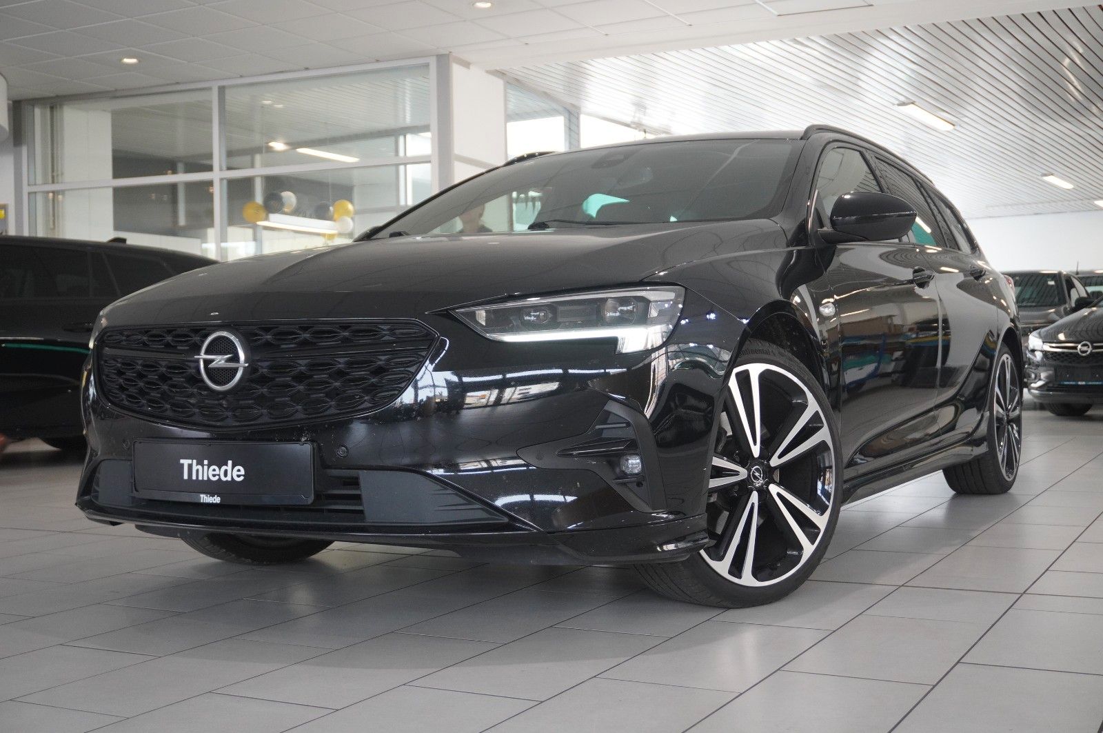 Fahrzeugabbildung Opel Insignia B ST 2.0D ULTIMATE NAVI/LED/KAMERA/AHK