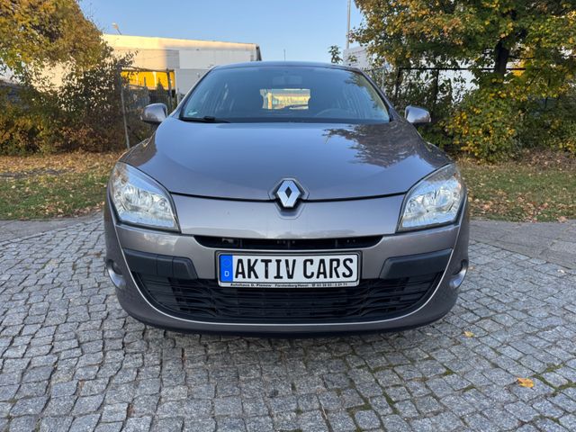 Renault Megane III Lim. 5-trg. Expression 2.Hand Tüv Neu