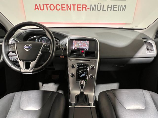 Volvo XC 60 Summum Automatik 2WD,ACC,Navi,Xenon,Alu