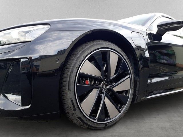 Fahrzeugabbildung Audi RS e-tron GT quattro PANO StdHz Matrix HuD 21"
