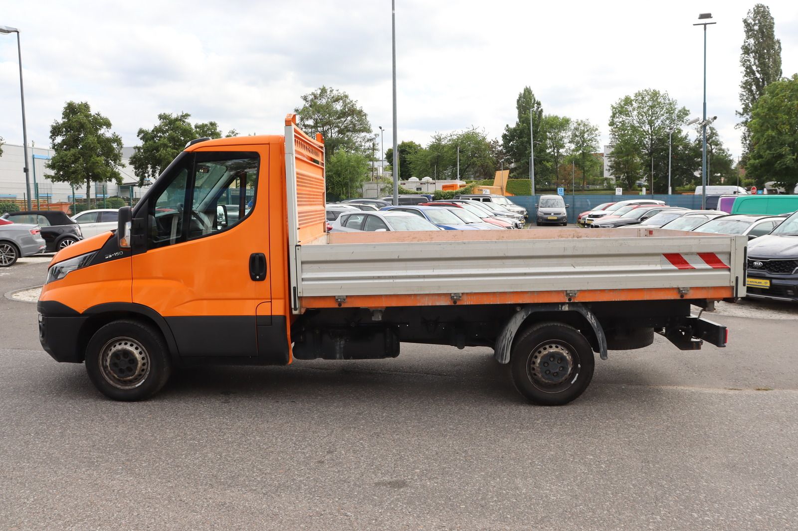Fahrzeugabbildung Iveco Daily 35S15 3.0 D Kipper * AHK * bis 3.5t 35 150